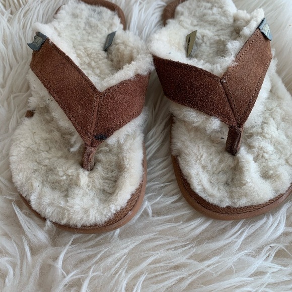 GIRL SHEEPSKIN LINED FLIP FLOPS SIZE 5 - Picture 4 of 9